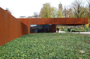 Lire la suite à propos de l’article Acier Corten : la star moderne du jardin